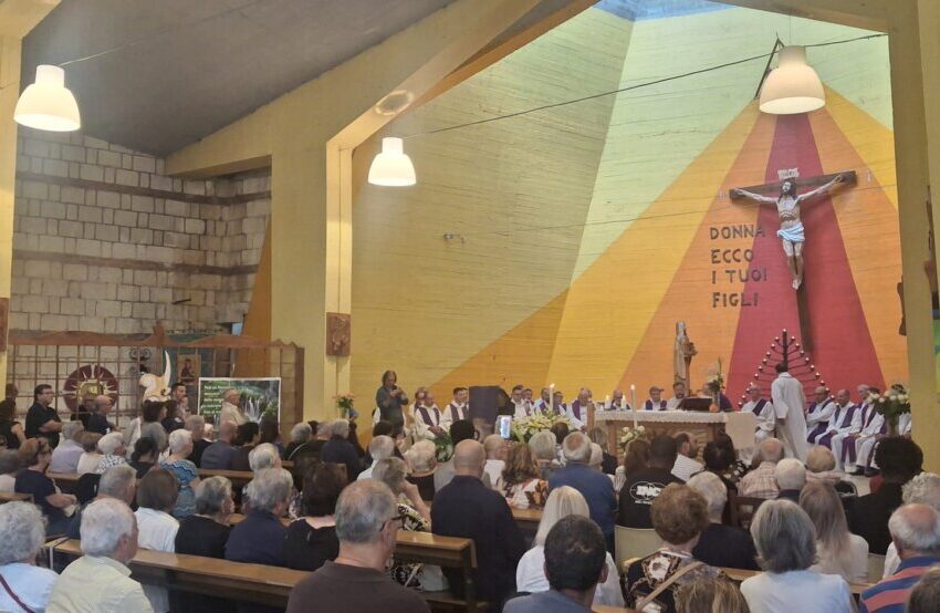  Addio padre Carlo, l’arcivescovo: “Dedizione agli ultimi, innovativo nel rispetto della Chiesa”