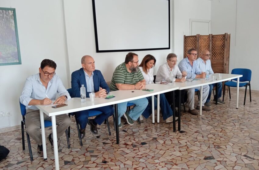  Nexus, il campo progressista chiede le dimissioni di Italia alla vigilia del Consiglio comunale